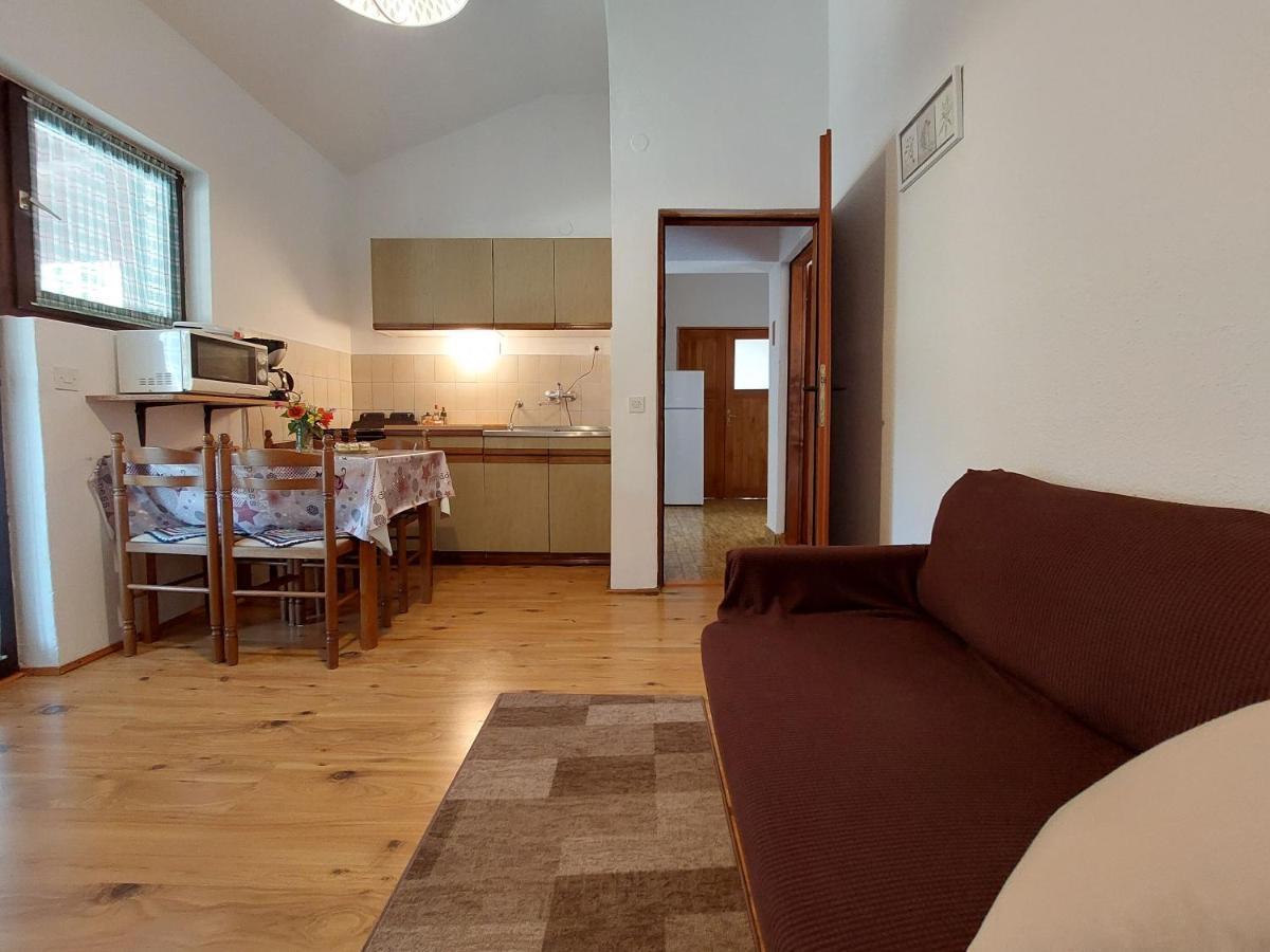 Apartments Vilim Pinezici  Luaran gambar