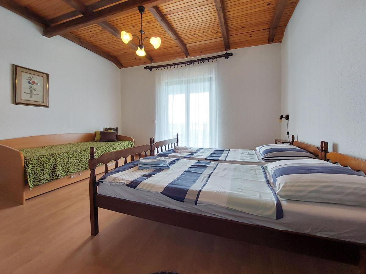 Apartments Vilim Pinezici  Luaran gambar